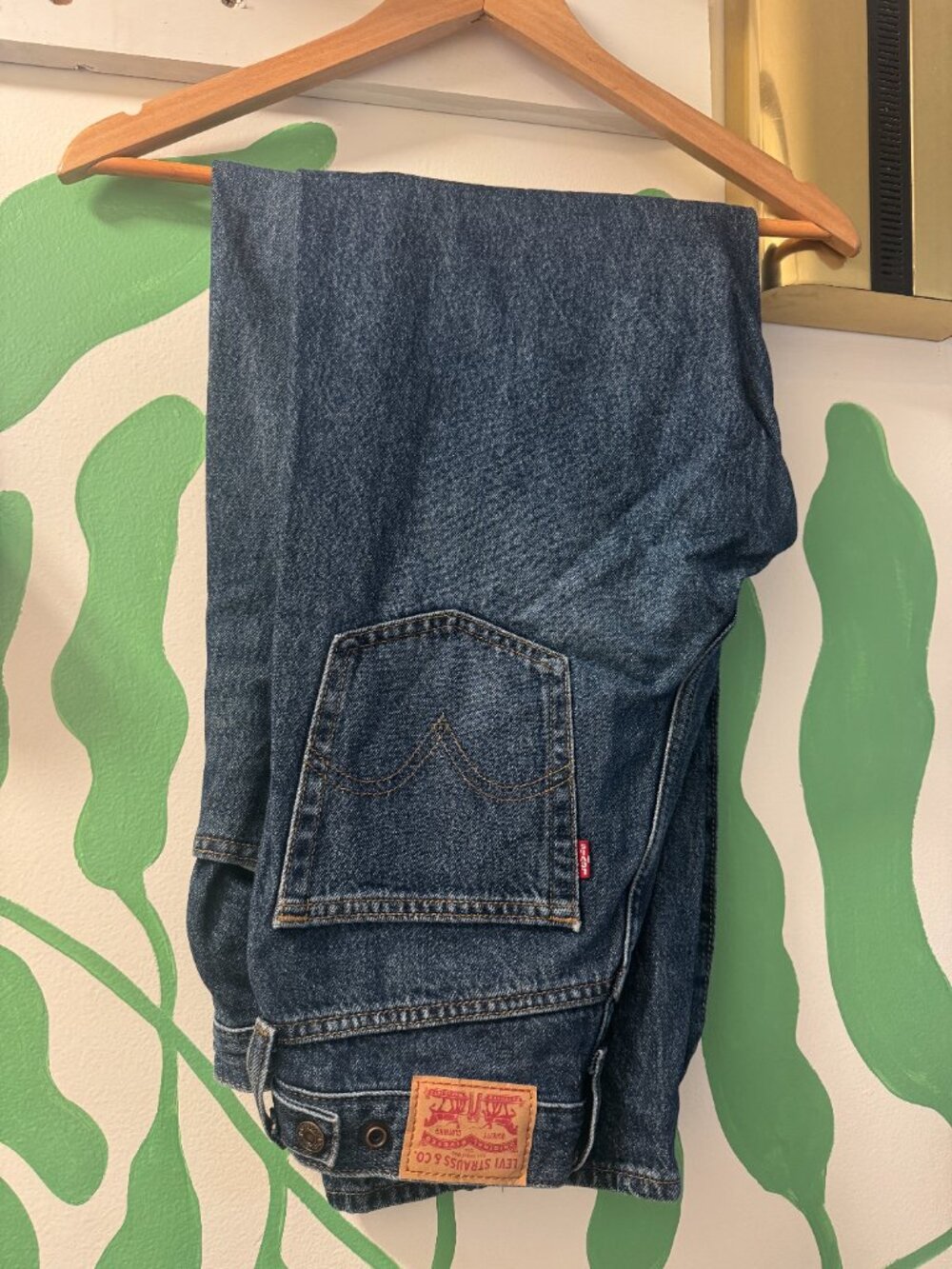 Levi's Cinch Barrel Jeans 28, 31 inseam